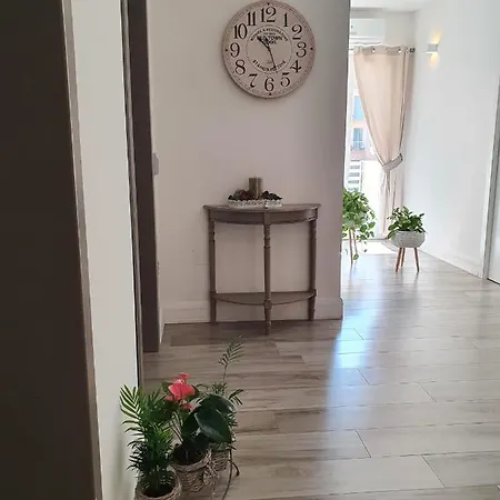 Be Hotel