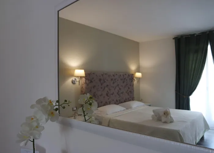 Be 4* Pompei
